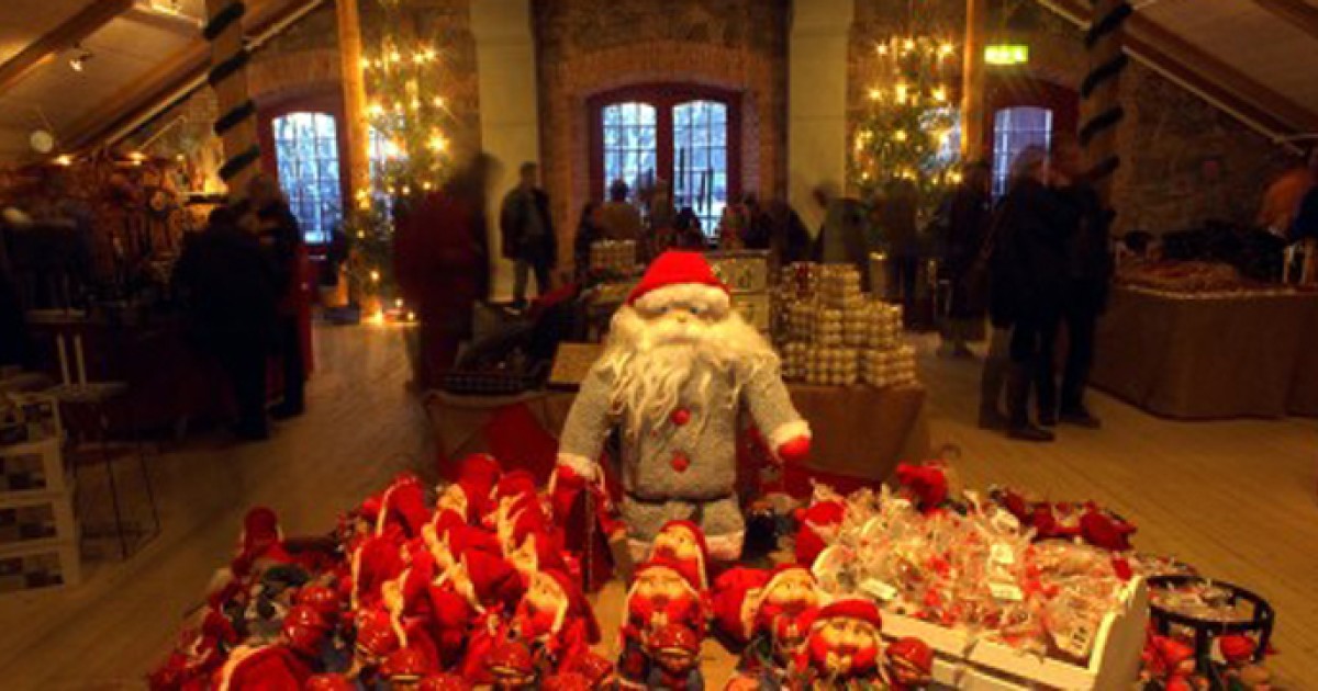 Julmarknad på Steninge Slott Husbil & Husvagn