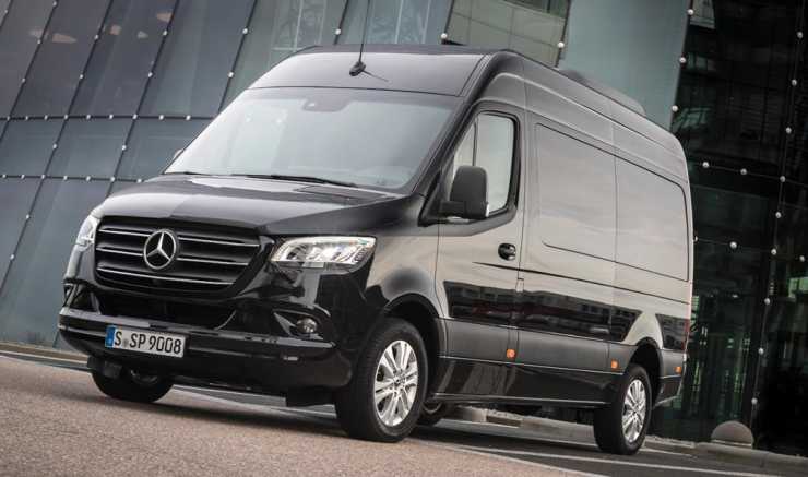 Mercedes Benz sprinter svart