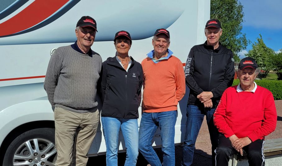Maritha Johansson, Rolf Gustafsson, Jan Backström, Lars Engert och Roger Ingvarsson håller i Kabe husbilsklubbs årsmöte 2022.