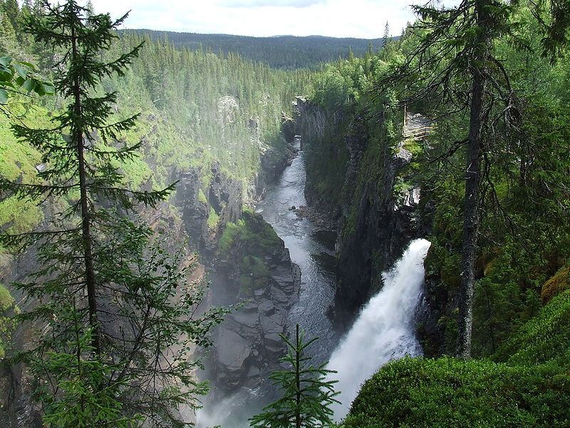 800px hallingsafall