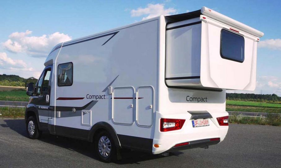 Adria compact sls slide out aussen