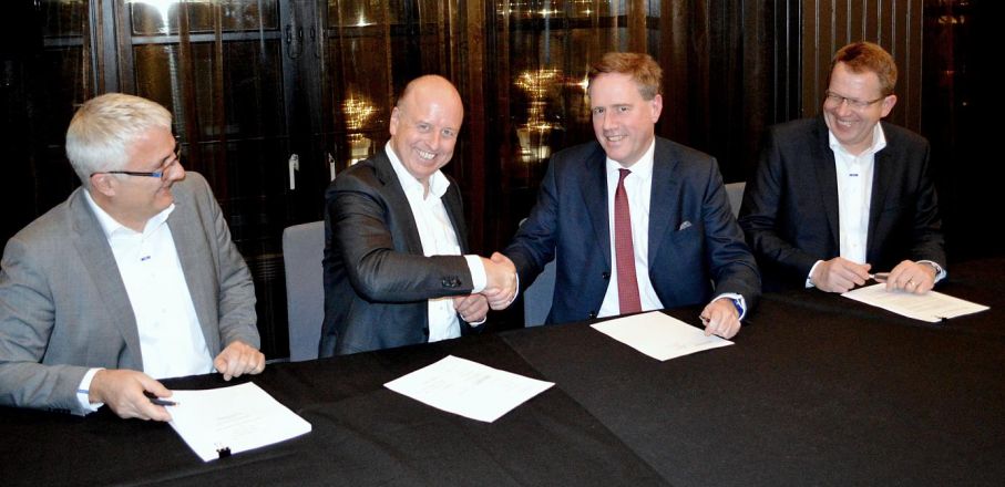 Från vänster: Ludwig Vetter – Business Development Erwin Hymer Group, Martin Brandt – CEO Erwin Hymer Group, Nigel Prescot – CEO Constantine Group PLC, Jörg Reithmeier – Executive Board Member Erwin Hymer Group