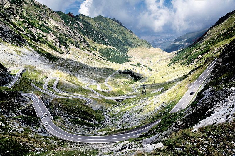 Wide view over the northern transfagarasan