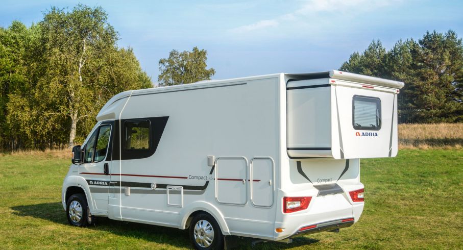 Adria Compact PLUS SLS.
