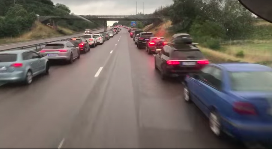 skarmavbild_2019-08-20_kl._03.45.52.png