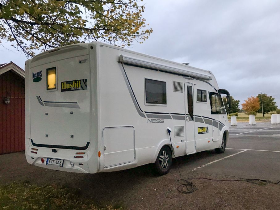 H & H är de första som fått testa skällplatsen i Baskersund. Utvärdering kommer i nummer 12 2020.