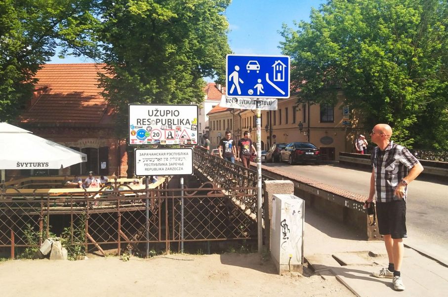Egentligen har vi besökt 18 nationer. Åtminstone om självutnämnda Uzupio i Vilnius räknas.