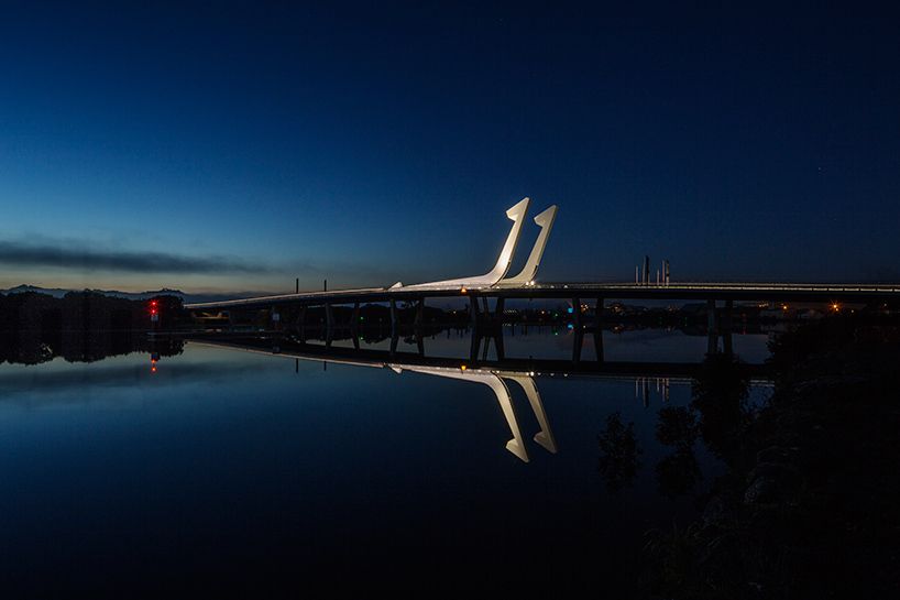 fishhook of pohe bridge by knight architects