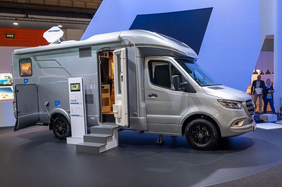 Hymers nya B-Klass Master Class är baserad på nya Mercedes Sprinter och har ett helt nytt chassi.
