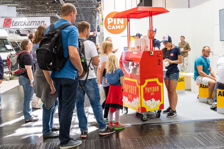 Popcorn någon? Mat och snacks håller hög mässnivå.