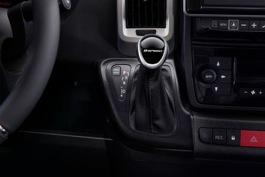 9-stegad automatlåda finns som tillval på Niesmanns bilar som baseras på Fiat Ducato.