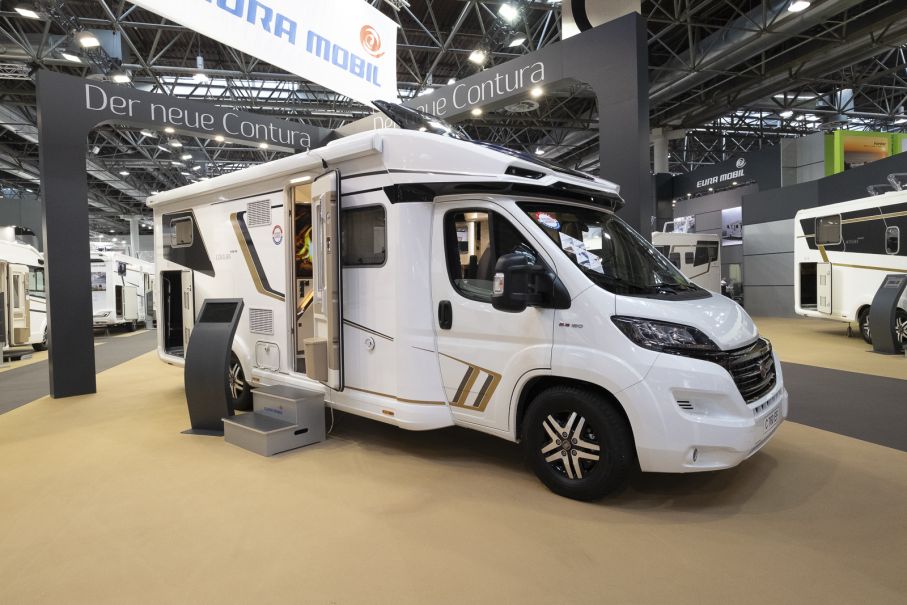 Eura Mobil presenterar en ny Contura, deras mest exklusiva halvintegrerade husbilsserie med attribut som AL-KO chassi och dubbelgolv.