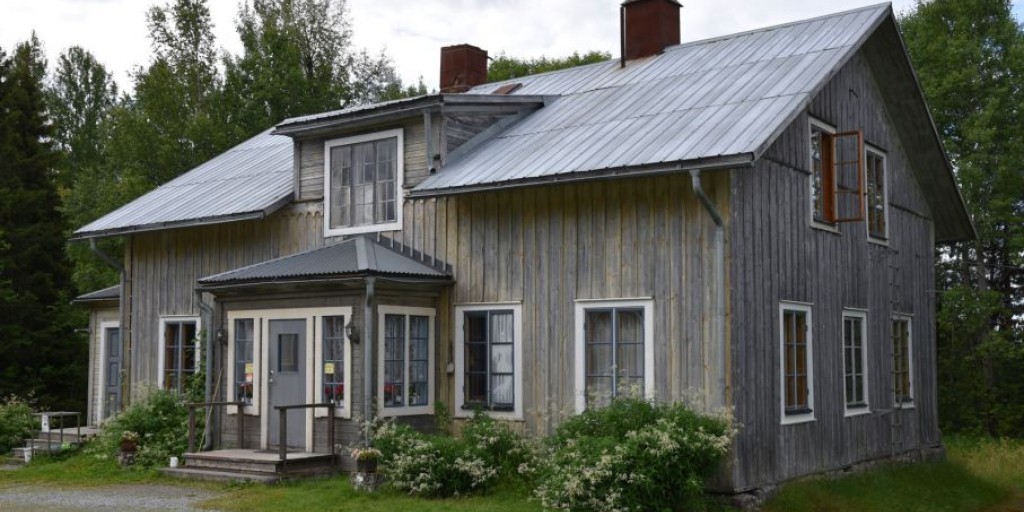 Sveriges Mest Hemsokta Hus () Sveriges Mest Hemsokta Hus