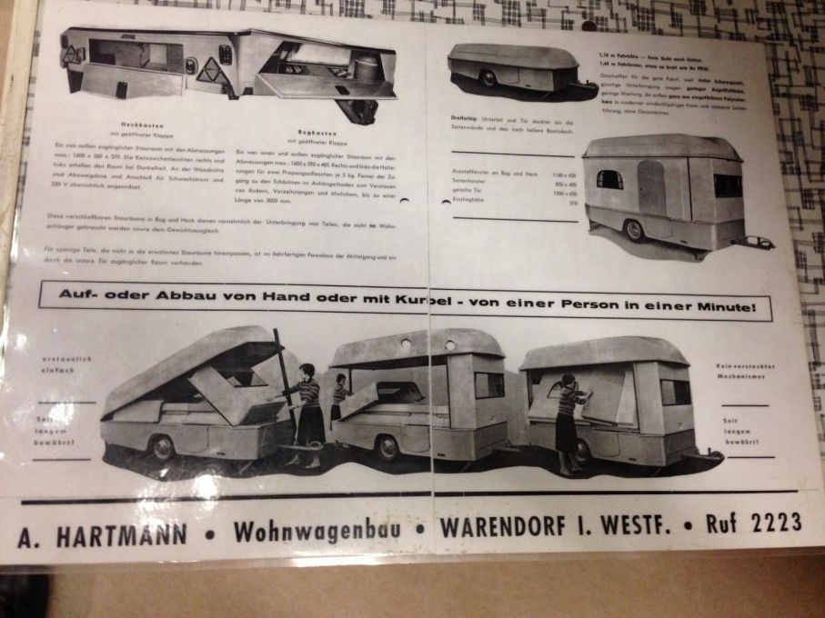 För säkerhets skull visades hur omvandlingen från vagn till husvagn går till.